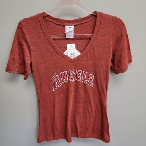 MLB Women's Los Angeles Angels Tshirt Women's Size Medium